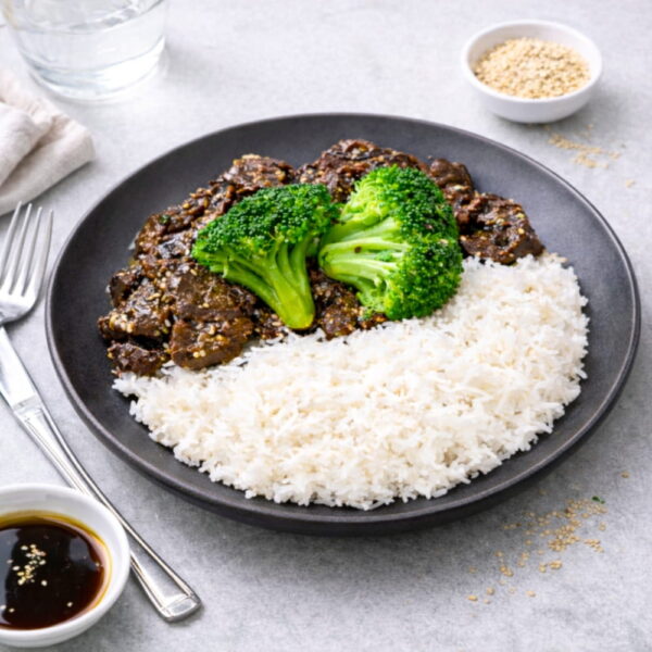 Om maten: Yakinikubiff med basmatiris & broccoli