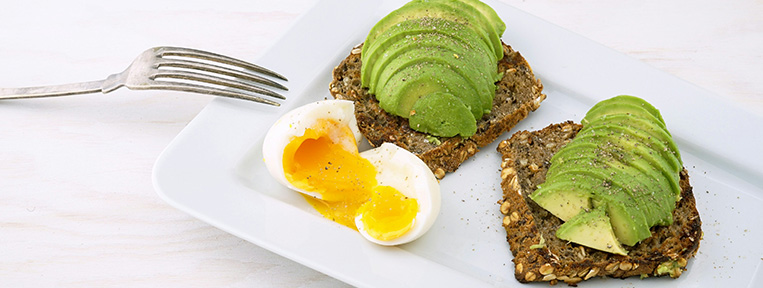 Periodisk fasta - Ägg och avokado